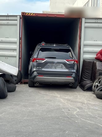 Car transport in sea container